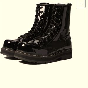 *Brand New*w/box, Avengers brand work boots!